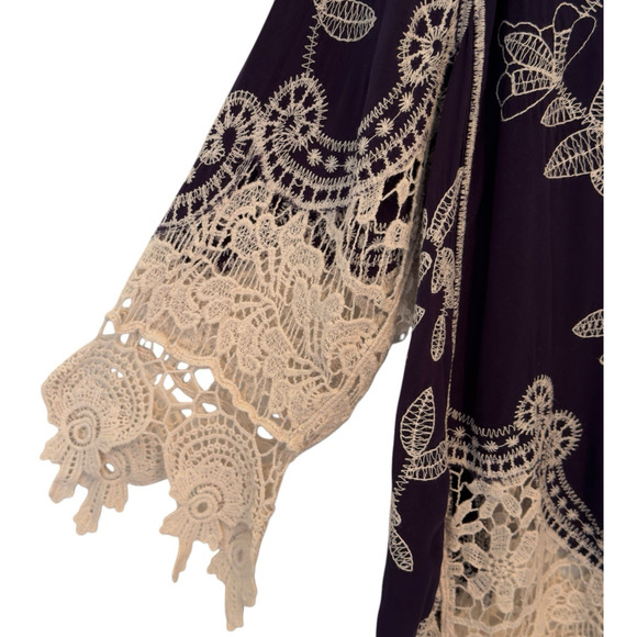 Pinky Peasant Top Navy Blue with White Crochet Embroidery Plus Size 22/24 3X - Picture 8 of 10